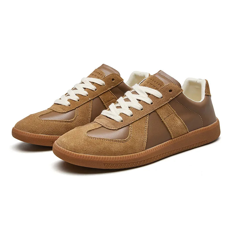 Sneakersy męskie niskie, klasyczne buty sportowe na co dzień, sznurowane trampki męskie - Brązowy
