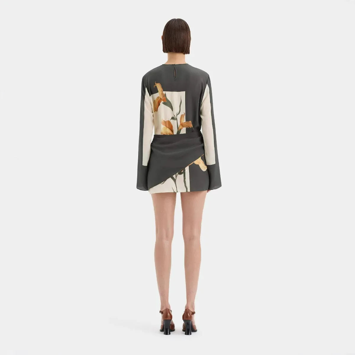 Constance | Kwiatowy nadruk mini sukienka z jedwabnej krepy 1