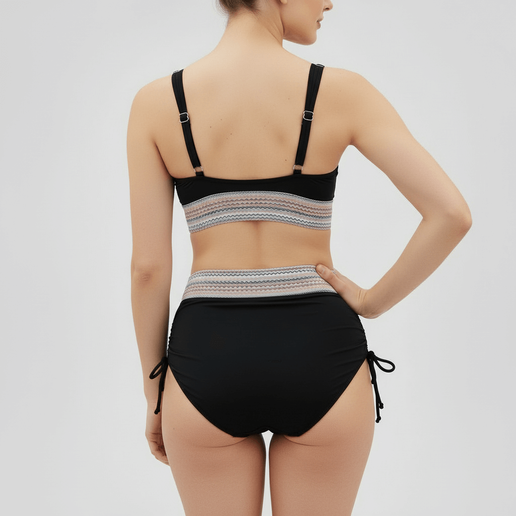 Lizizo | Dwuczęściowy kostium kąpielowy z dekoltem V i regulowanymi ramiączkami